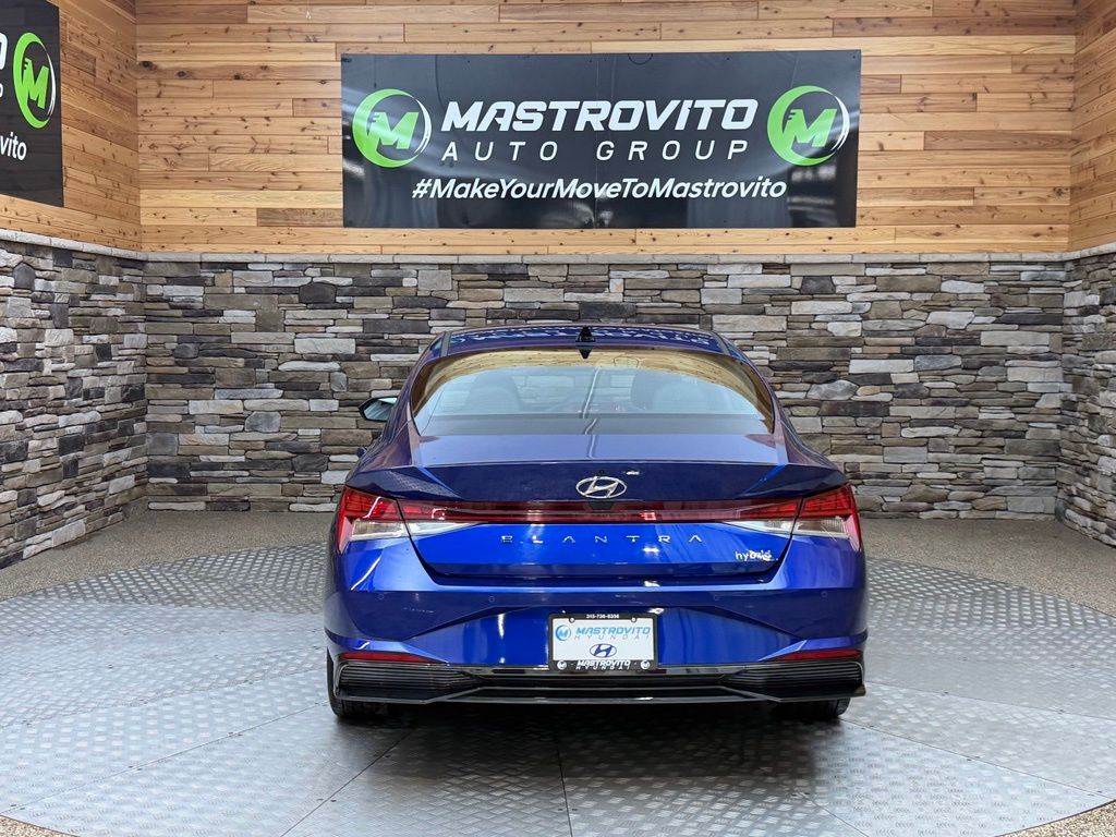 2023 Hyundai Elantra Limited - Photo 27