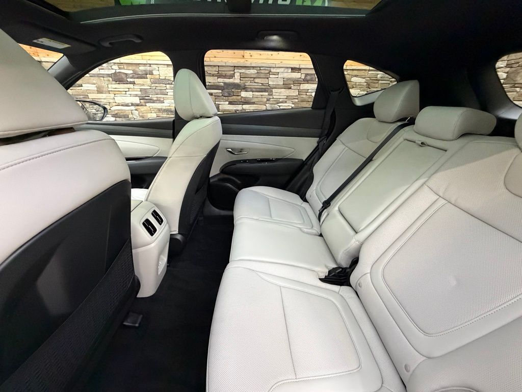 2025 Hyundai Tucson Limited - Photo 29