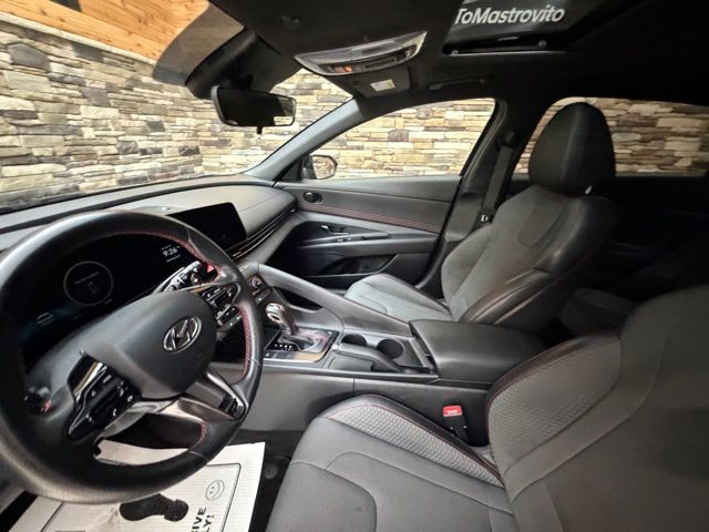 2023 Hyundai Elantra N Line - Photo 13