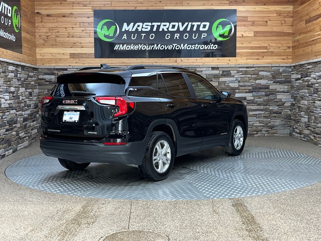 2023 GMC Terrain SLE - Photo 11