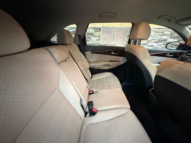 2018 Kia Sorento LX - Photo 29
