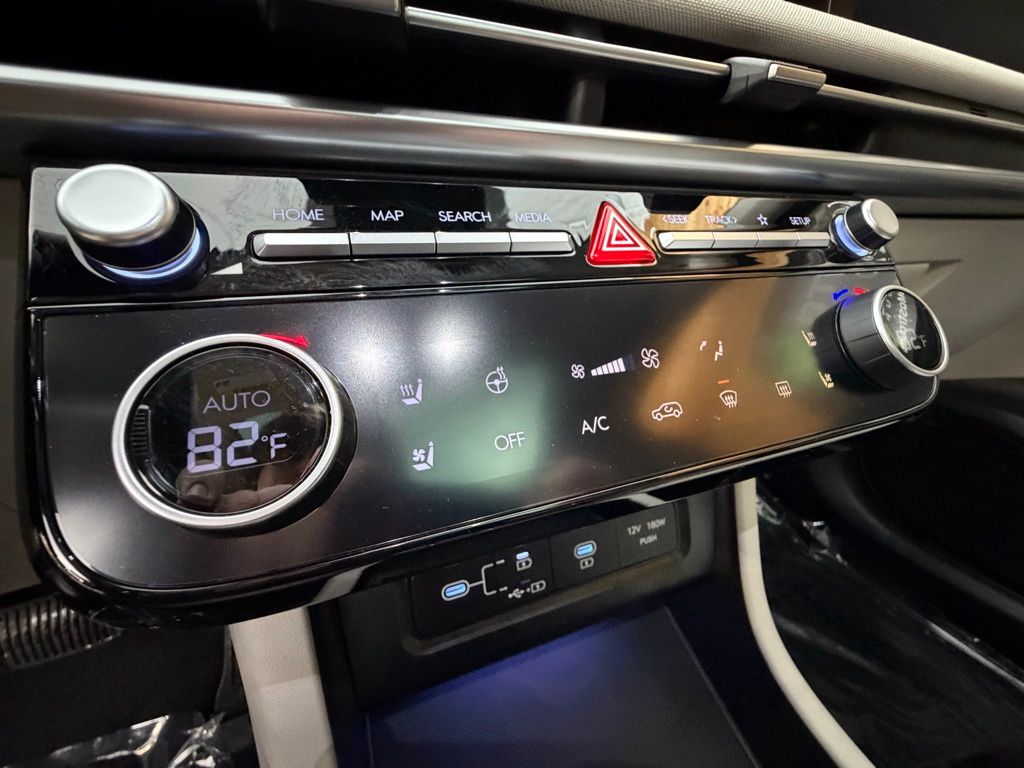 2025 Hyundai Tucson Limited - Photo 25