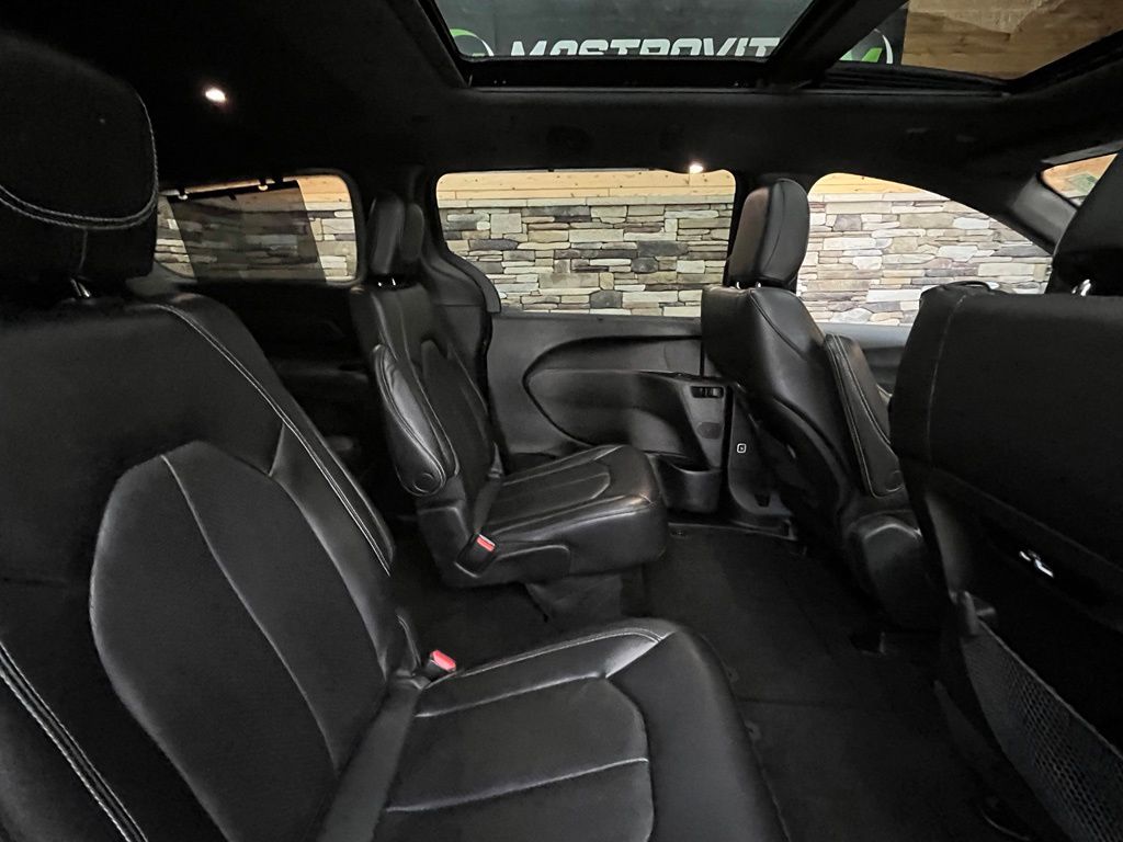 2022 Chrysler Pacifica Touring L - Photo 42