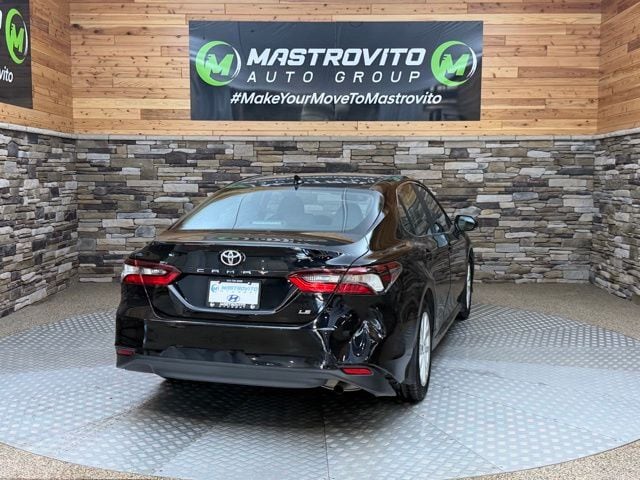 2022 Toyota Camry LE - Photo 10