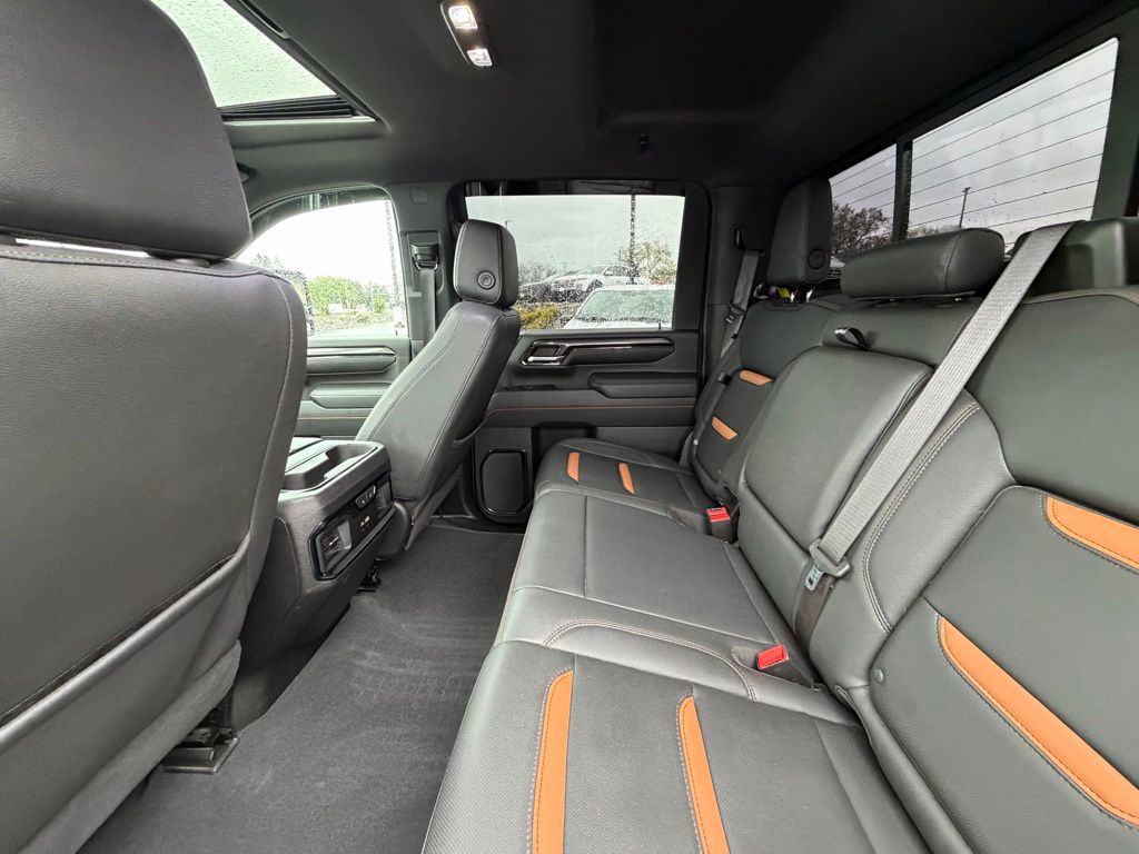 2024 GMC Sierra 2500HD AT4 - Photo 31