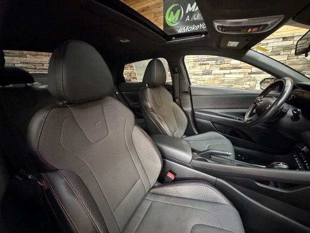 2023 Hyundai Elantra N Line - Photo 17