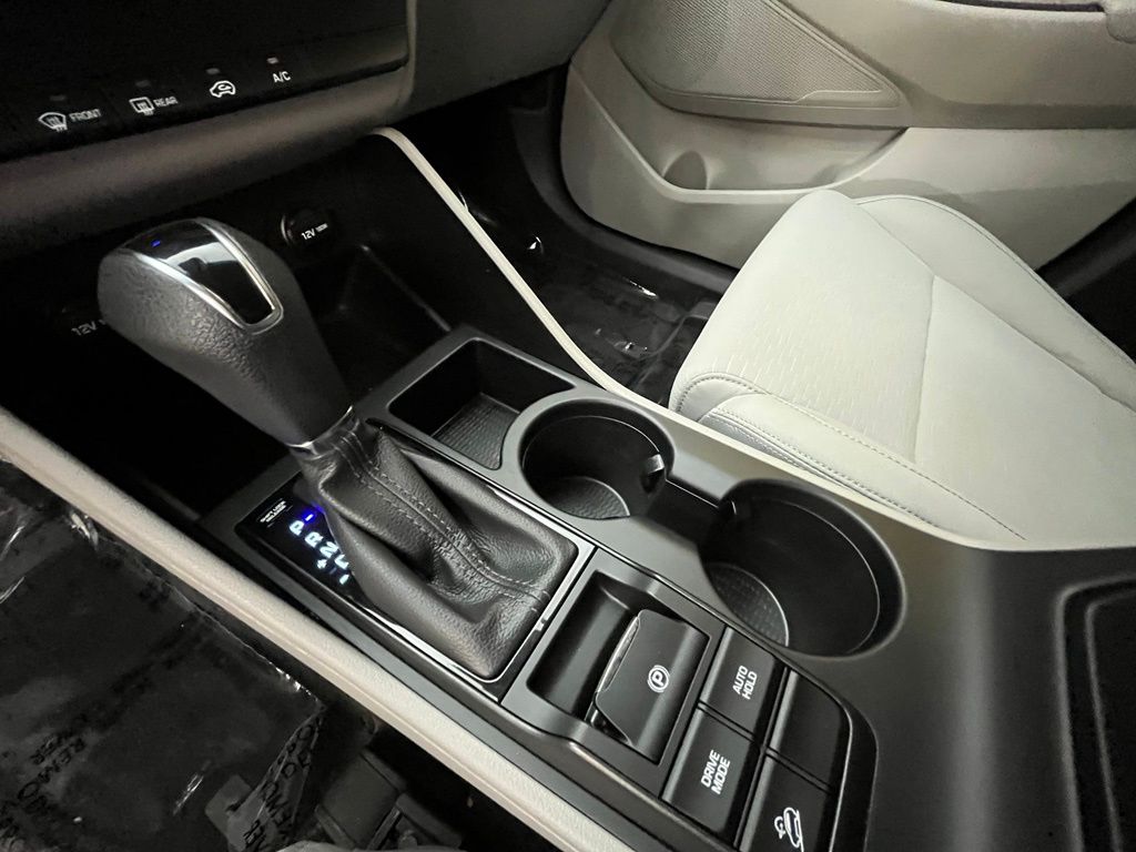2020 Hyundai Tucson SE - Photo 32