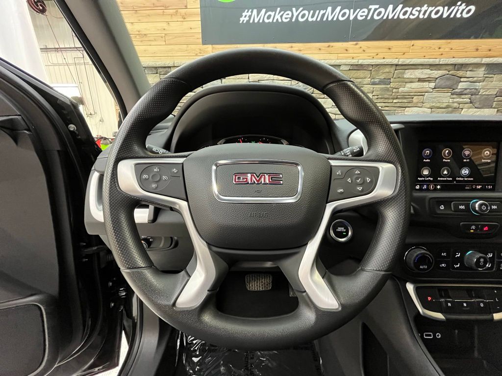 2023 GMC Terrain SLE - Photo 17