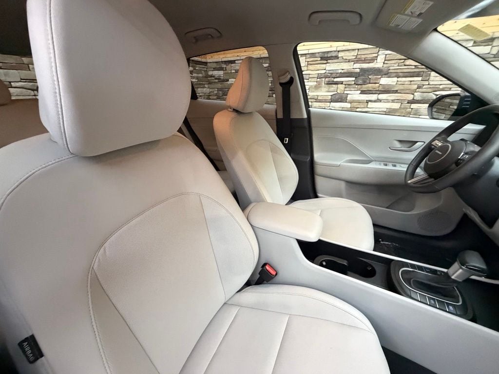 2024 Hyundai Kona SEL - Photo 32