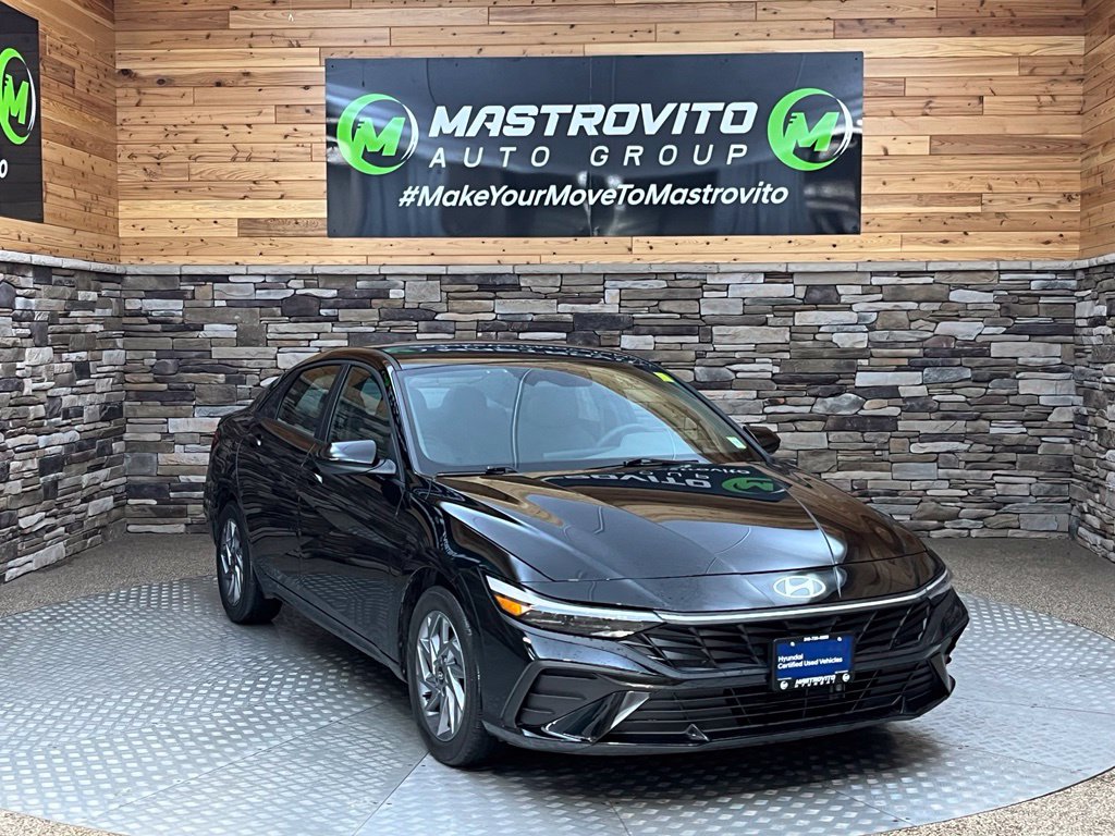 2025 Hyundai Elantra Blue - Photo 2