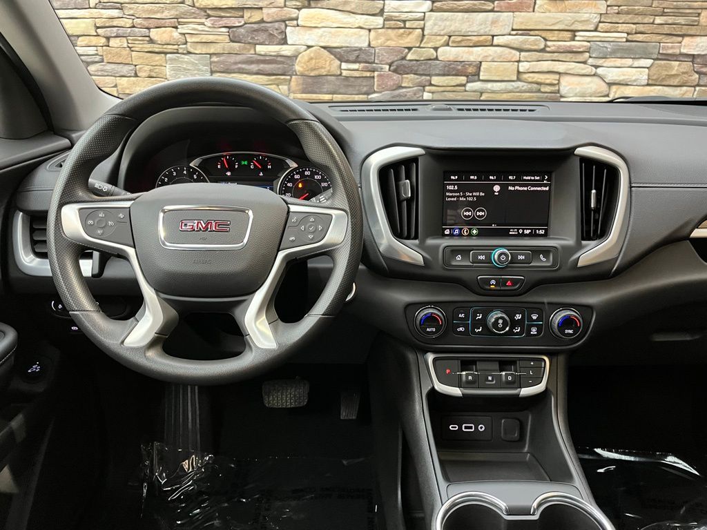 2023 GMC Terrain SLE - Photo 16