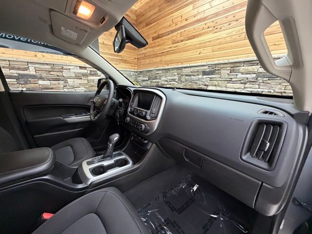 2022 Chevrolet Colorado LT - Photo 14