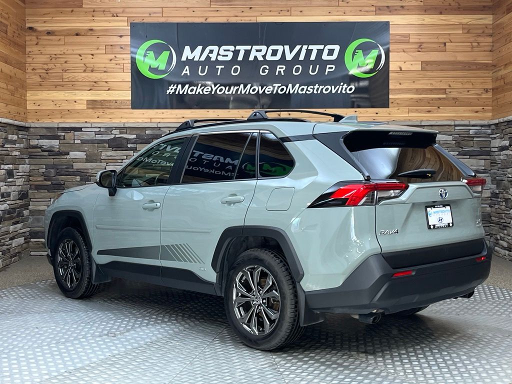 2023 Toyota RAV4 XLE Premium - Photo 14