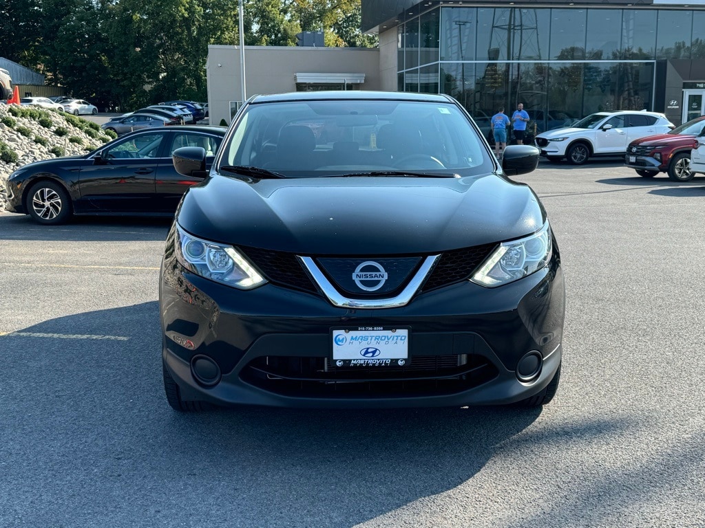 Used 2019 Nissan Rogue Sport S with VIN JN1BJ1CR6KW624541 for sale in New York Mills, NY