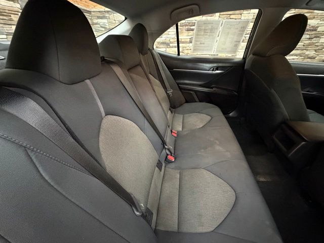 2022 Toyota Camry LE - Photo 33