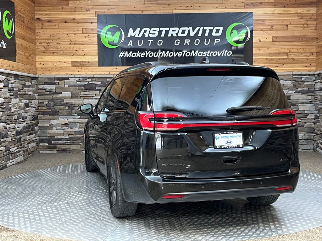 2022 Chrysler Pacifica Touring L - Photo 13