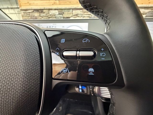 2022 Hyundai IONIQ 5 Limited - Photo 24