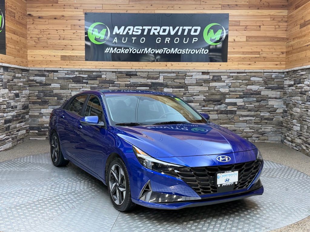 2023 Hyundai Elantra Limited - Photo 5