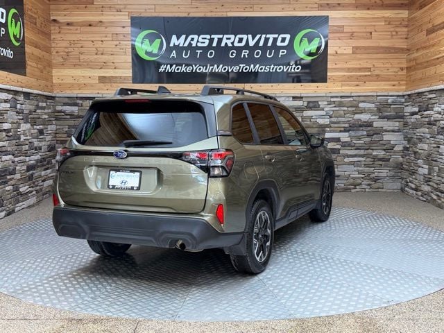 2025 Subaru Forester Premium - Photo 8