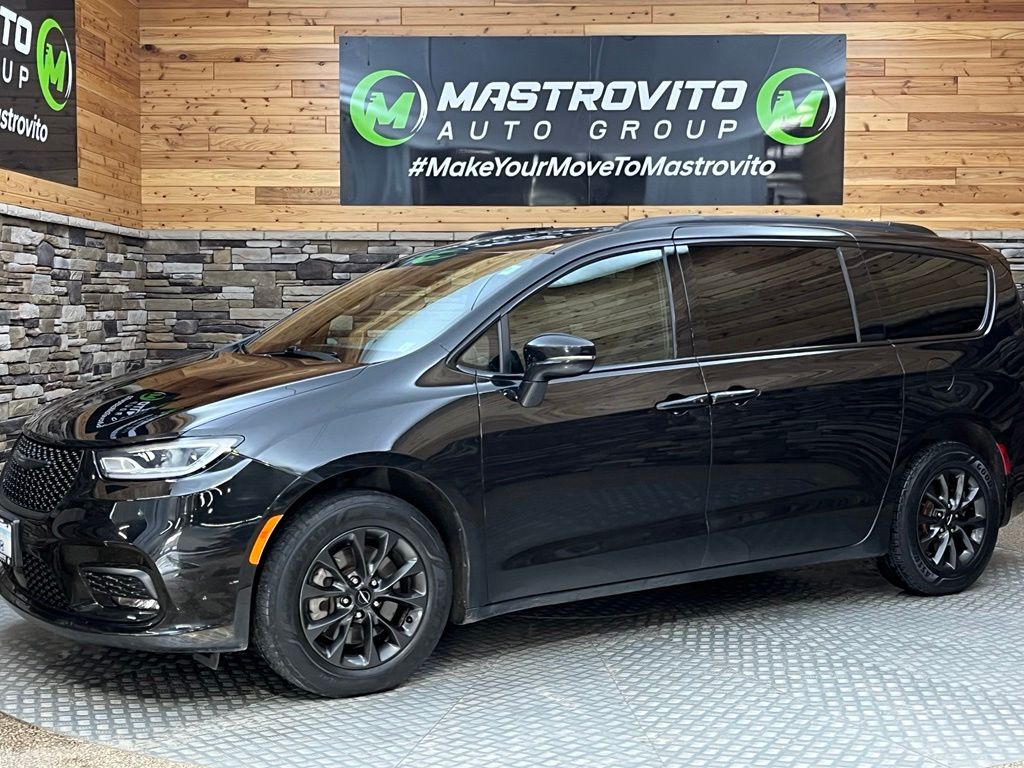 2022 Chrysler Pacifica Touring L - Photo 10