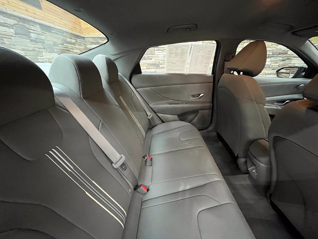 2025 Hyundai Elantra Blue - Photo 39