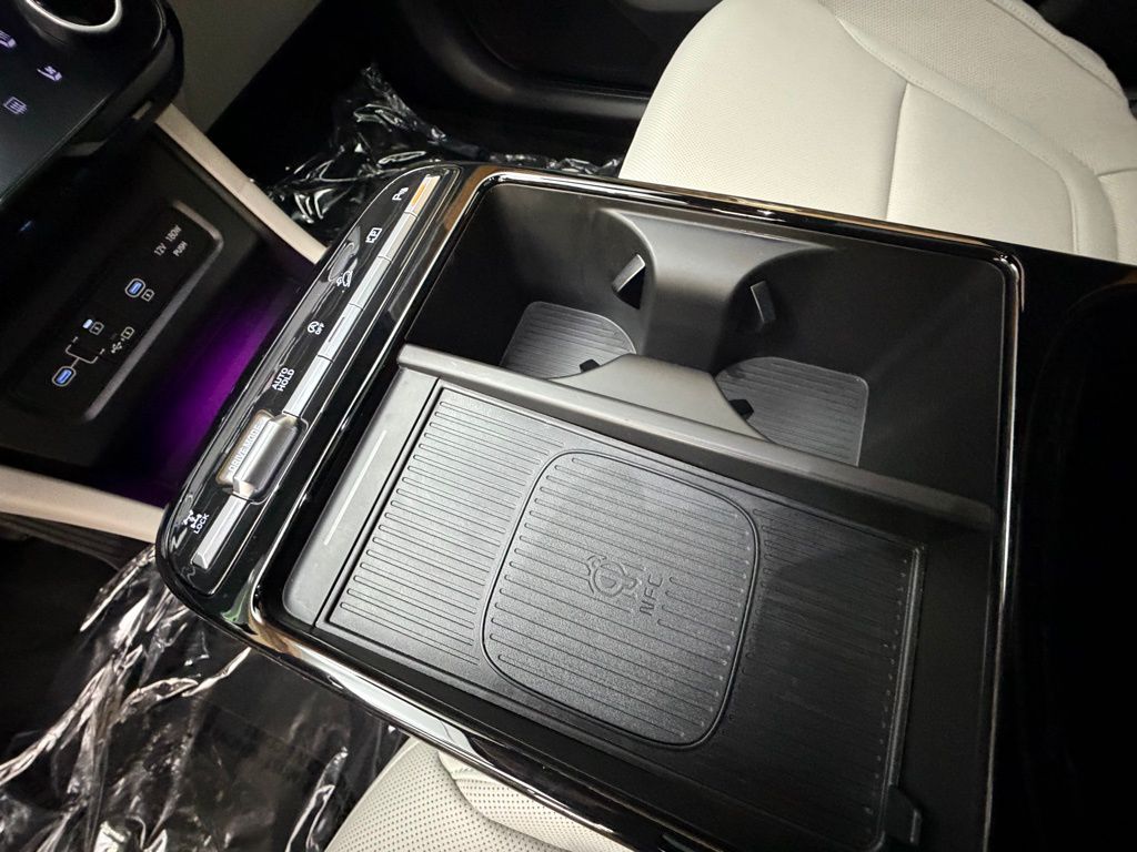 2025 Hyundai Tucson Limited - Photo 19