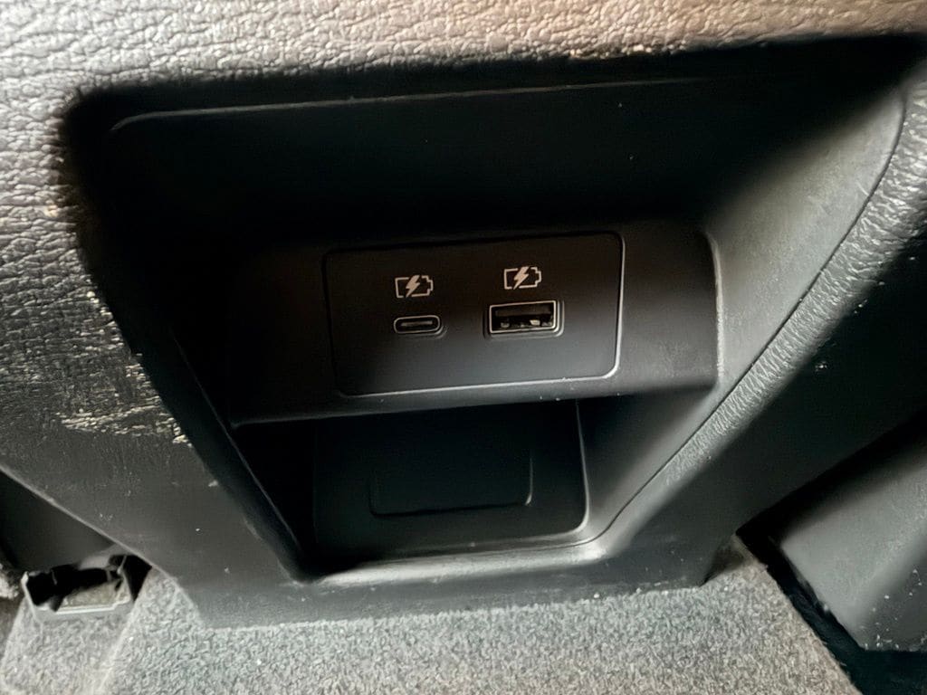 2023 Mitsubishi Outlander SE - Photo 26