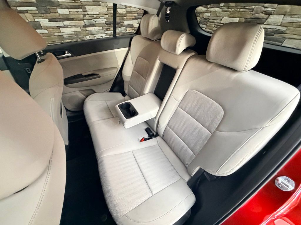 2020 Kia Sportage LX - Photo 24