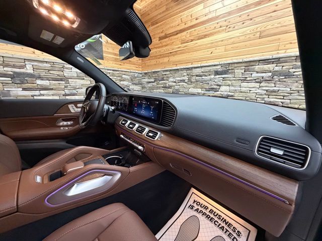 2025 Mercedes-Benz GLE GLE450E - Photo 15
