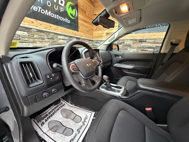 2022 Chevrolet Colorado LT - Photo 11