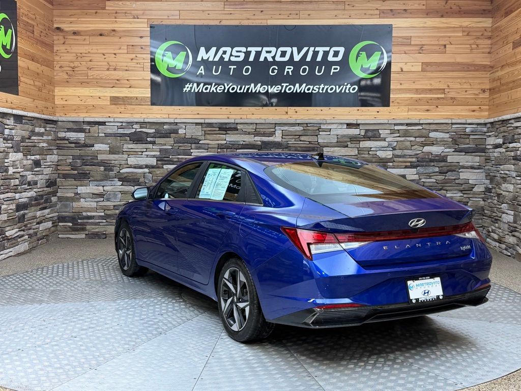 2023 Hyundai Elantra Limited - Photo 23