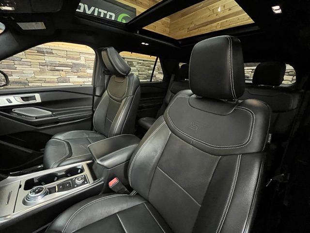 2020 Ford Explorer ST - Photo 14