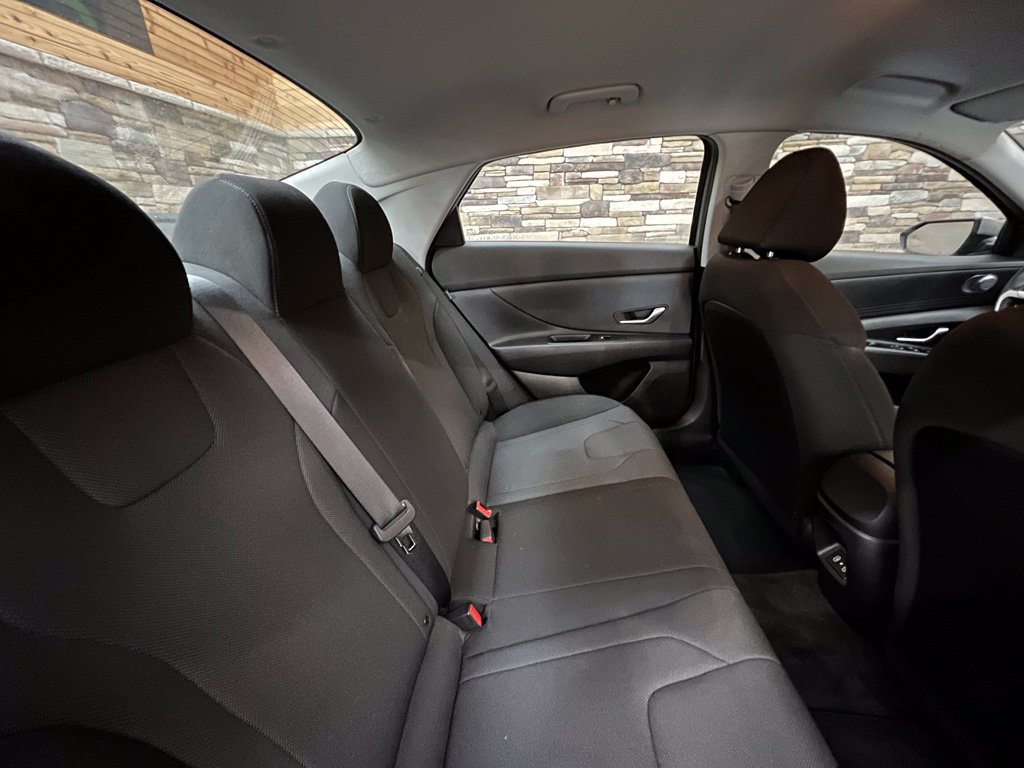 2024 Hyundai Elantra SE - Photo 41