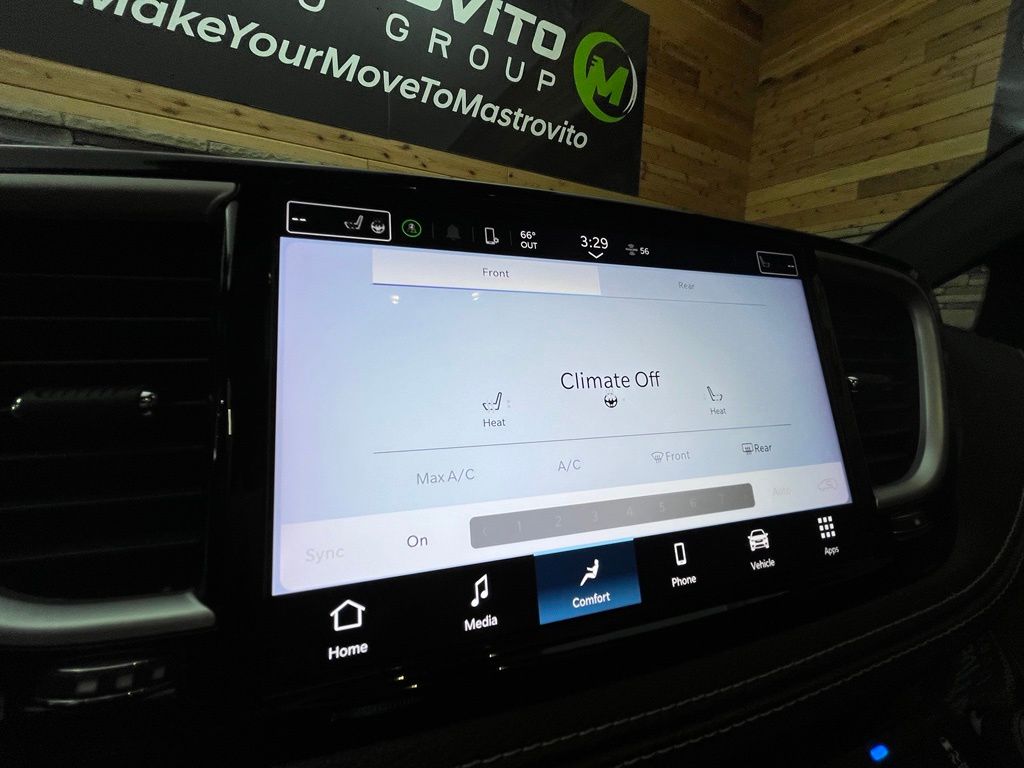 2022 Chrysler Pacifica Touring L - Photo 34