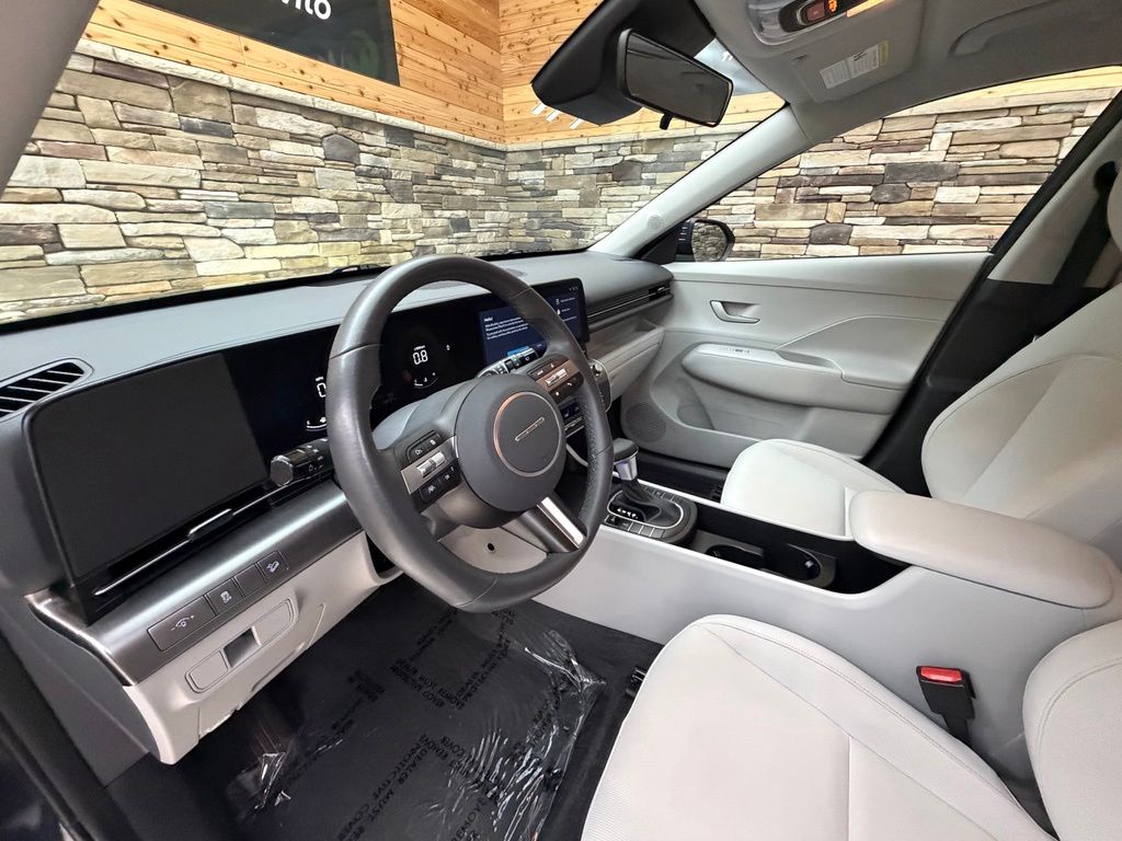 2024 Hyundai Kona SEL - Photo 28