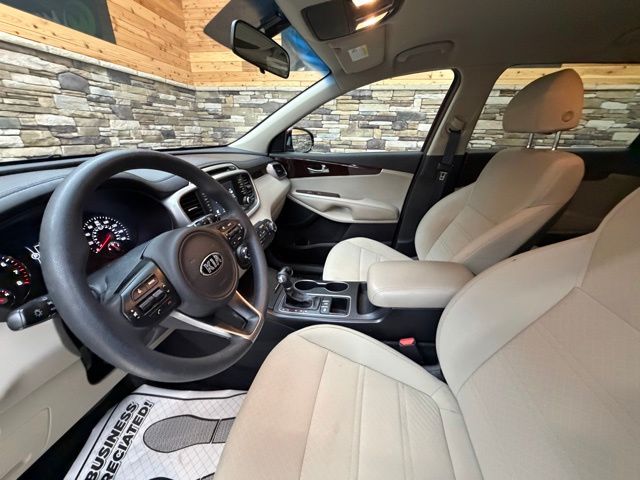 2018 Kia Sorento LX - Photo 11
