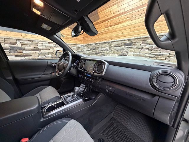 2023 Toyota Tacoma TRD Sport - Photo 15