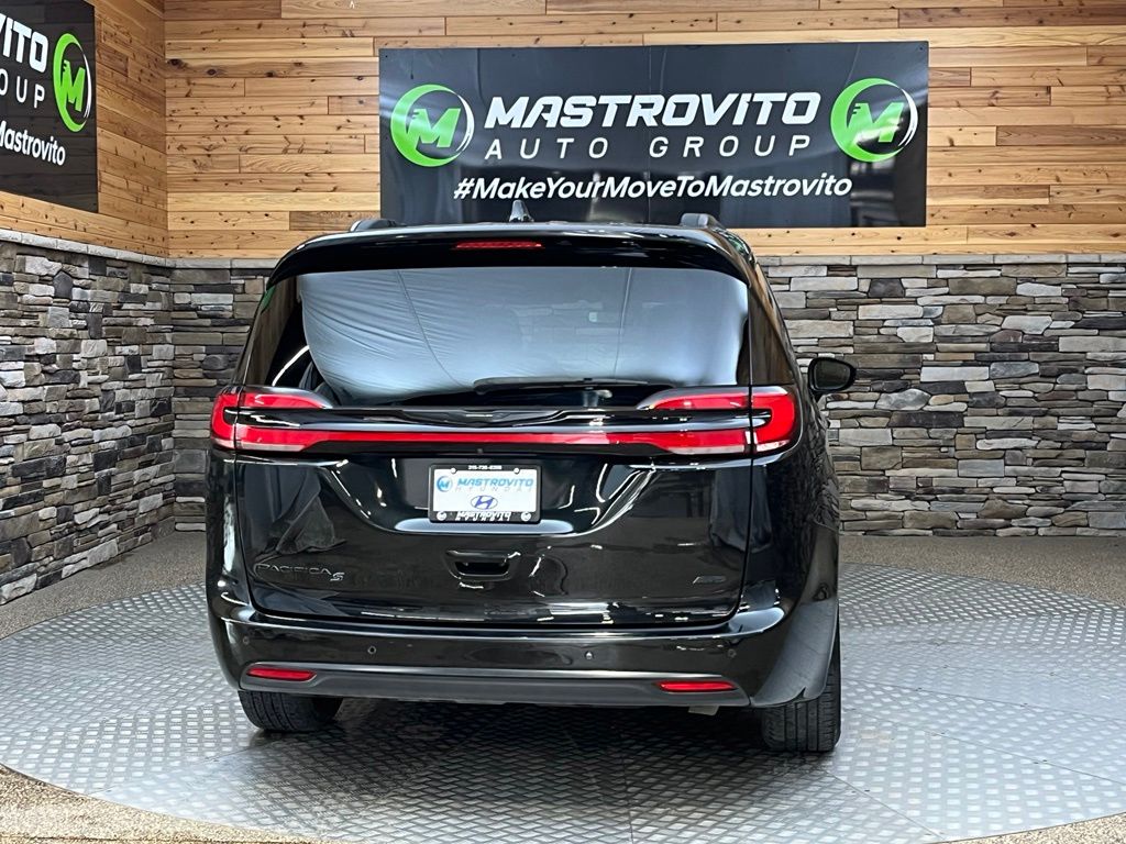 2022 Chrysler Pacifica Touring L - Photo 17