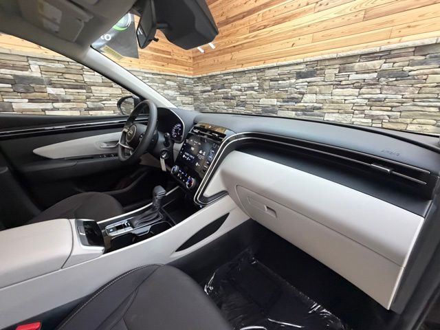 2024 Hyundai Tucson SE - Photo 15