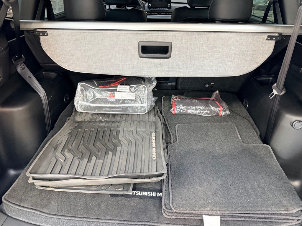 2023 Mitsubishi Outlander SE - Photo 30