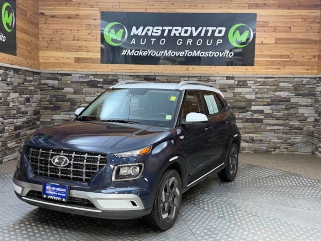 Certified 2026 Hyundai Venue SEL w/Two-Tone Roof SUV