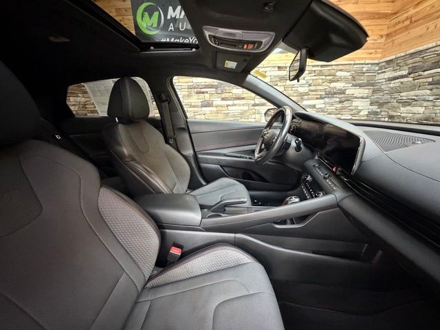 2023 Hyundai Elantra N Line - Photo 16