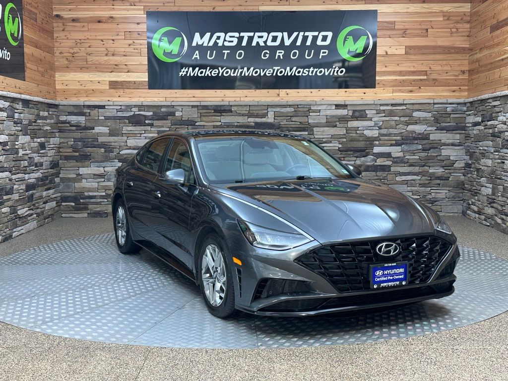 2022 Hyundai Sonata SEL Convenience N Line photo 2