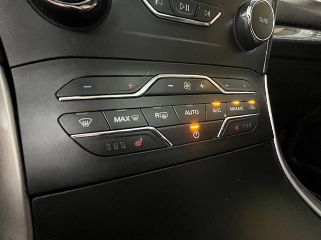 2020 Ford Edge SEL - Photo 28