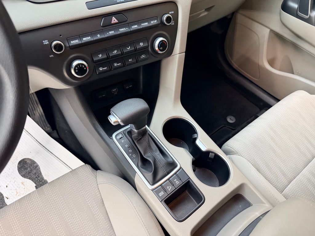 2020 Kia Sportage LX - Photo 20