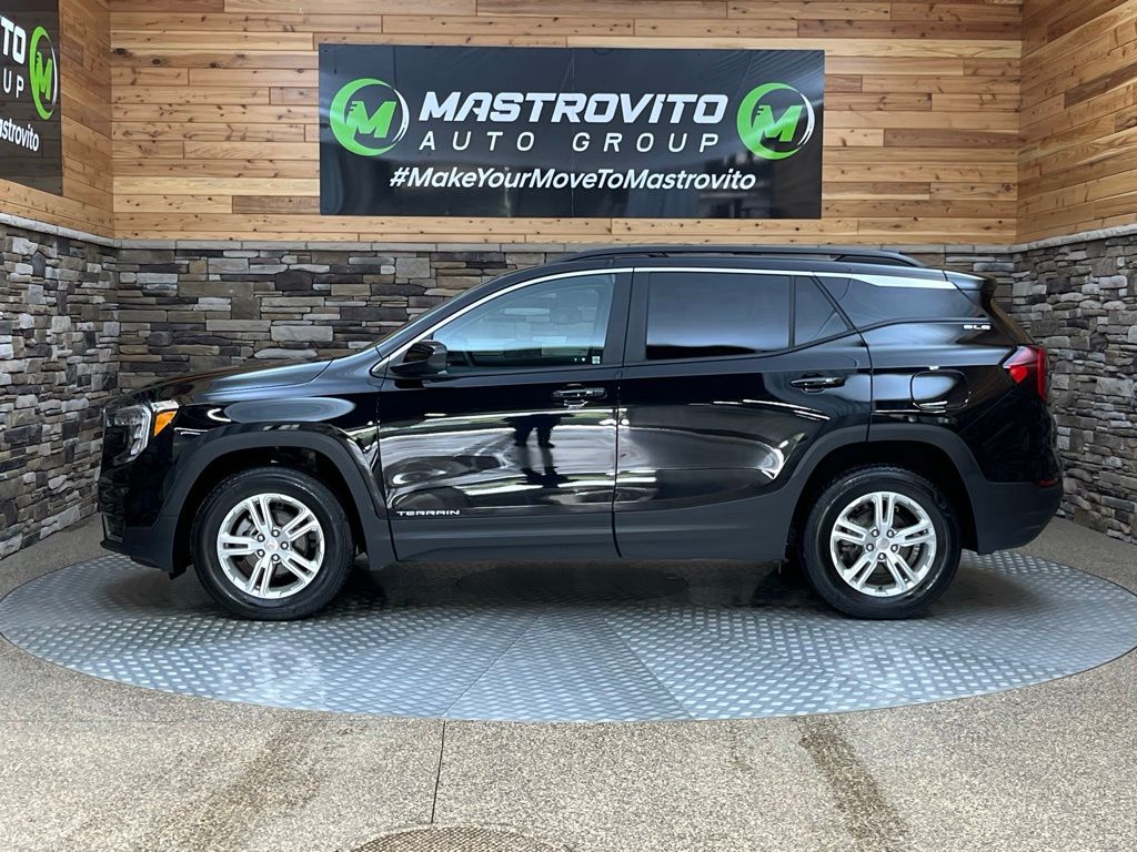 2023 GMC Terrain SLE - Photo 7