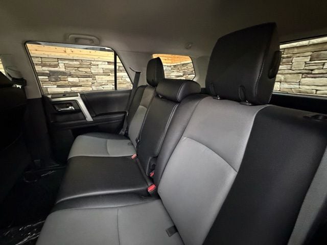2022 Toyota 4Runner SR5 Premium - Photo 29