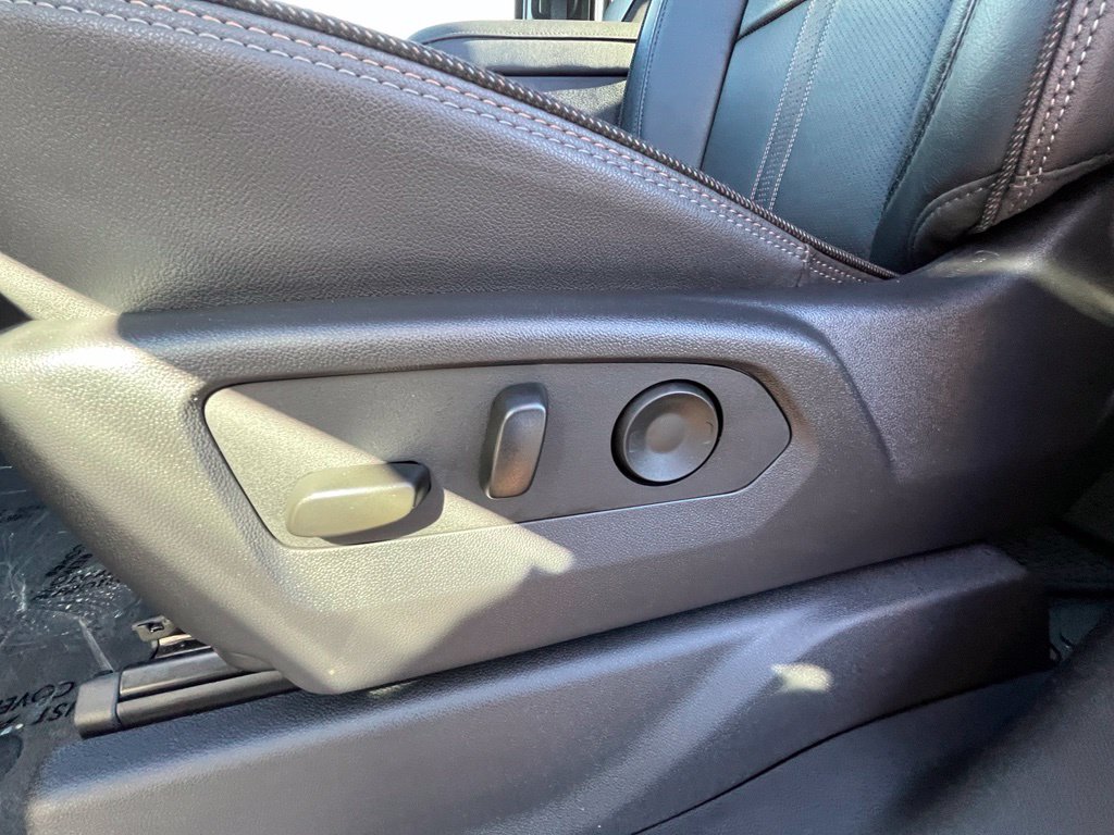 2025 Chevrolet Silverado 3500HD High Country - Photo 32
