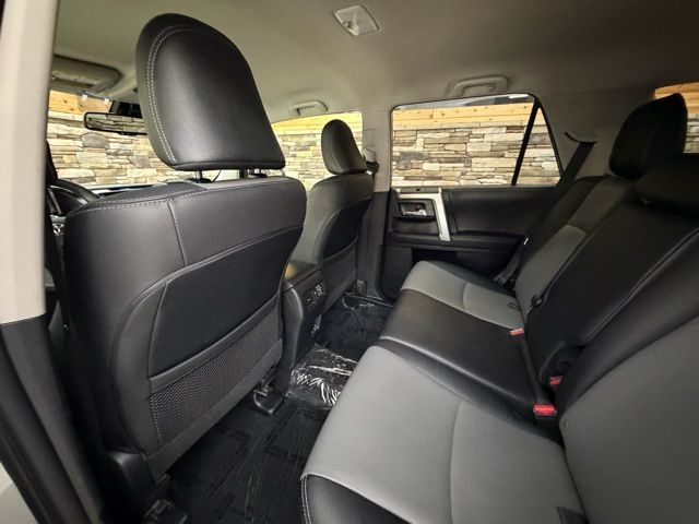 2022 Toyota 4Runner SR5 Premium - Photo 28