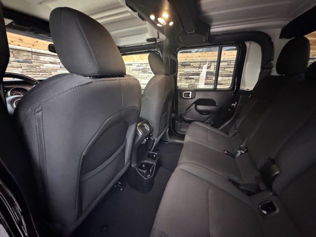 2022 Jeep Gladiator WILLYS - Photo 26